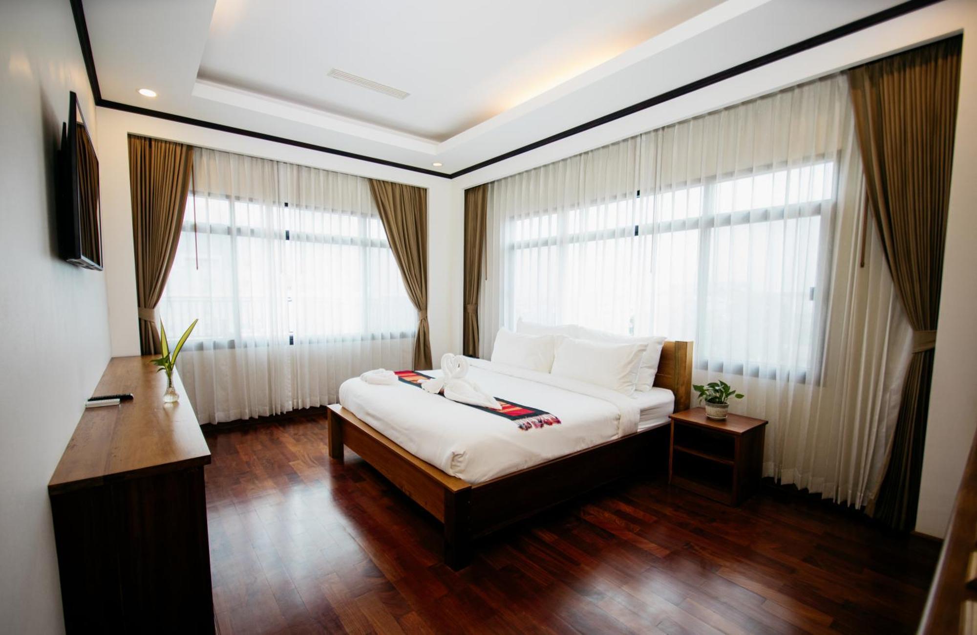 Sisombat Plaza Hotel Vang Vieng Eksteriør bilde